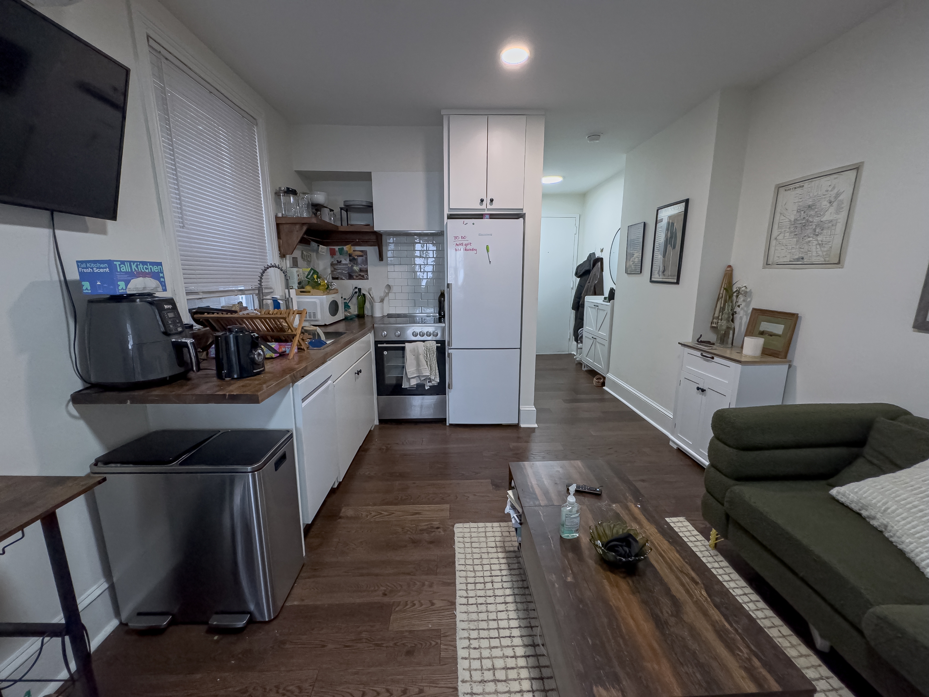 1832-34 Callowhill Street - B
