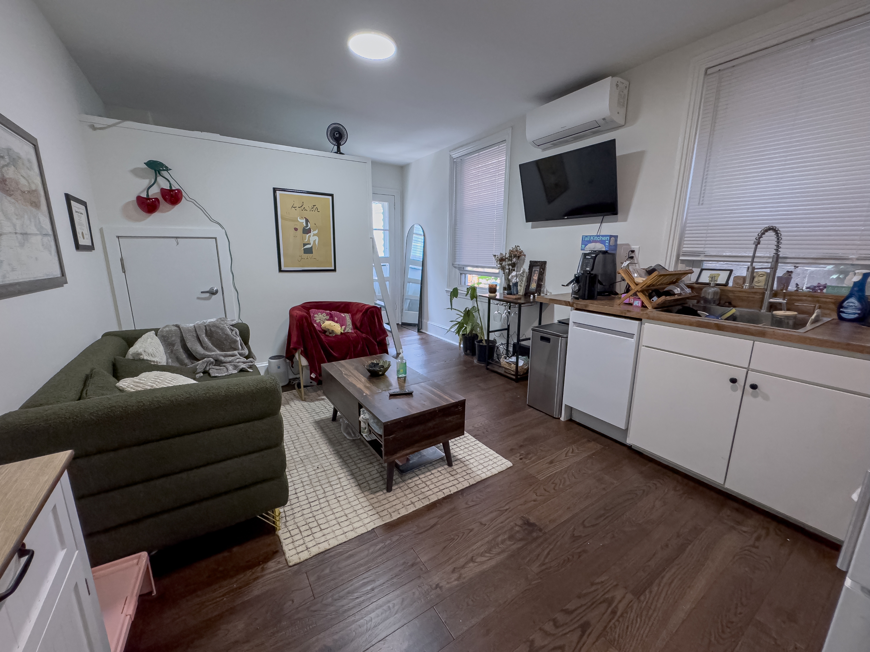 1832-34 Callowhill Street - B